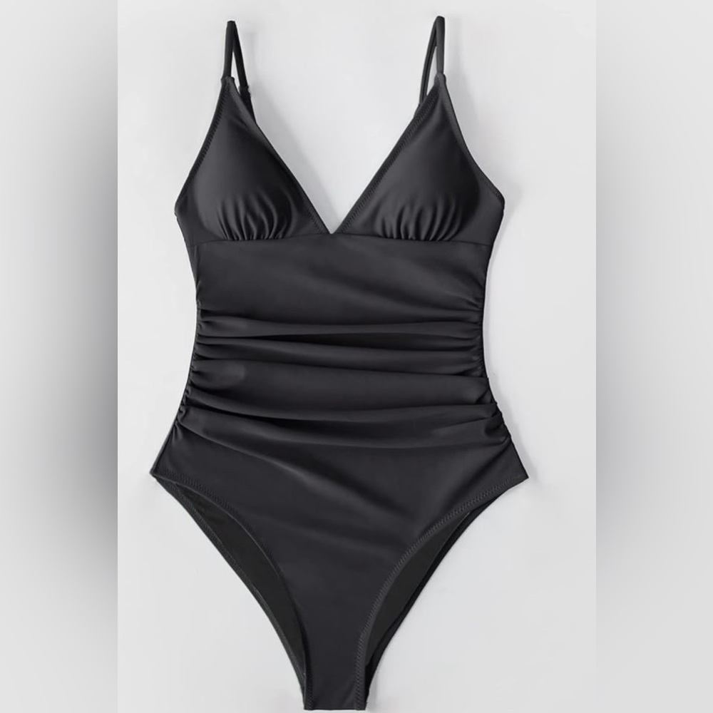 CUPSHE Women's One Piece Swimsuit Tummy Control V Neck Bathing Suits size Small